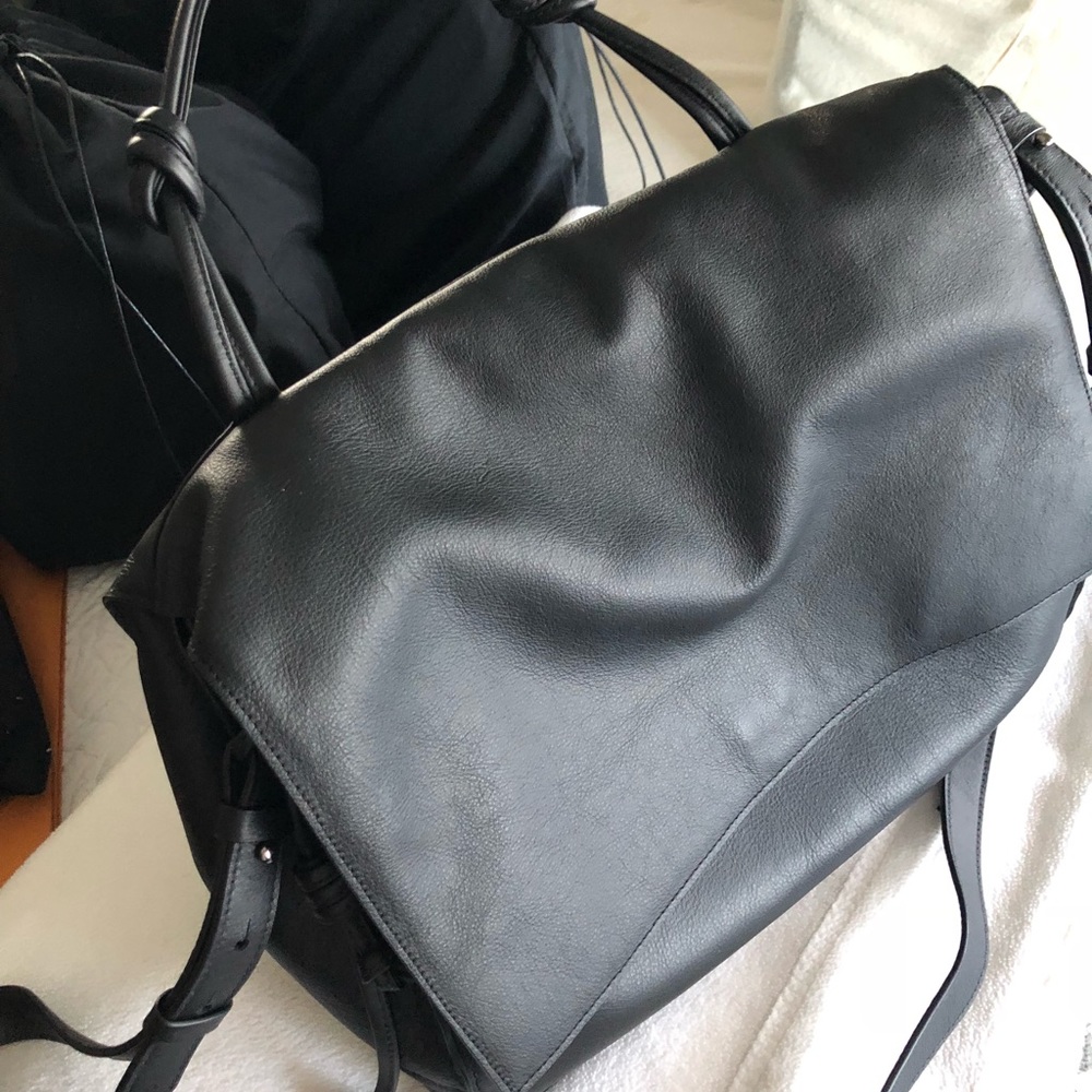 Von Holzhausen handheld, genuine leather